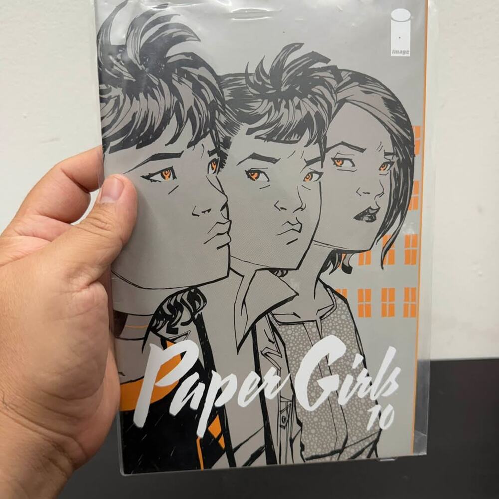 Paper Girls #10